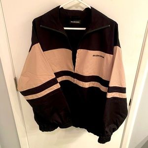 Balenciaga zip up jacket size Large